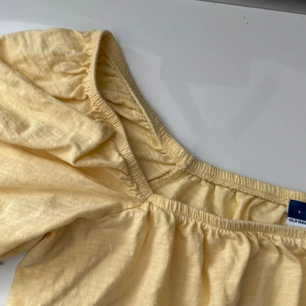 Old‎ Navy Yellow Puff Sleeve Square Neck Top Size Large